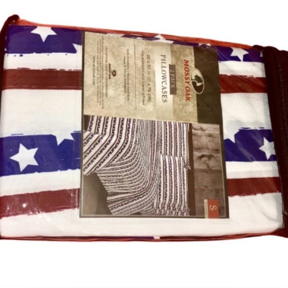 Mossy Oak Stars Stripes Red White Blue Set Of 2 Standard Pillowcases Americana - Picture 3 of 3